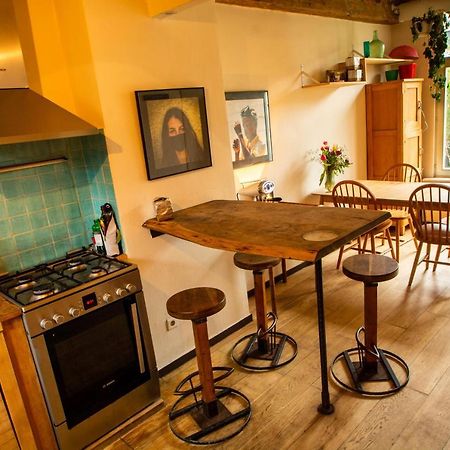 Вилла Charming Renovated Old House Kruibeke Экстерьер фото